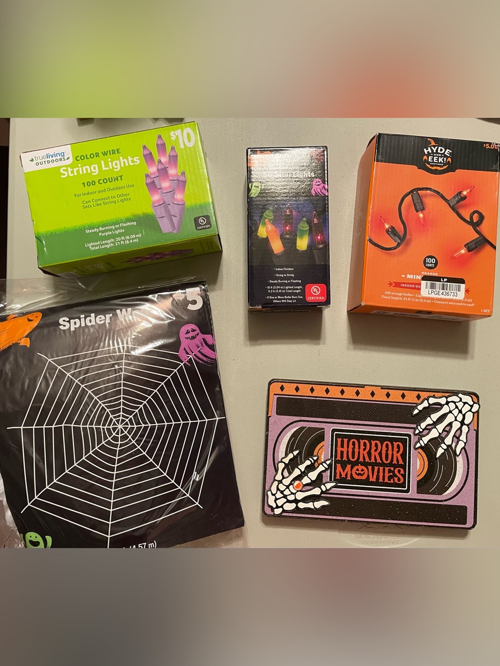 Halloween Horror Movies Sign - Purple and Orange Party Décor